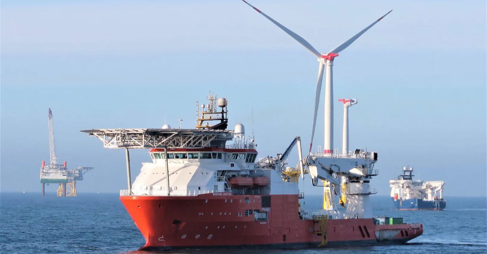 Offshore ROV construction vessel at an offshore wind farm location